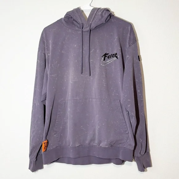 Nike Men’s Force Hoops Narrative Narr Hoodie in Purple and Black Size Large